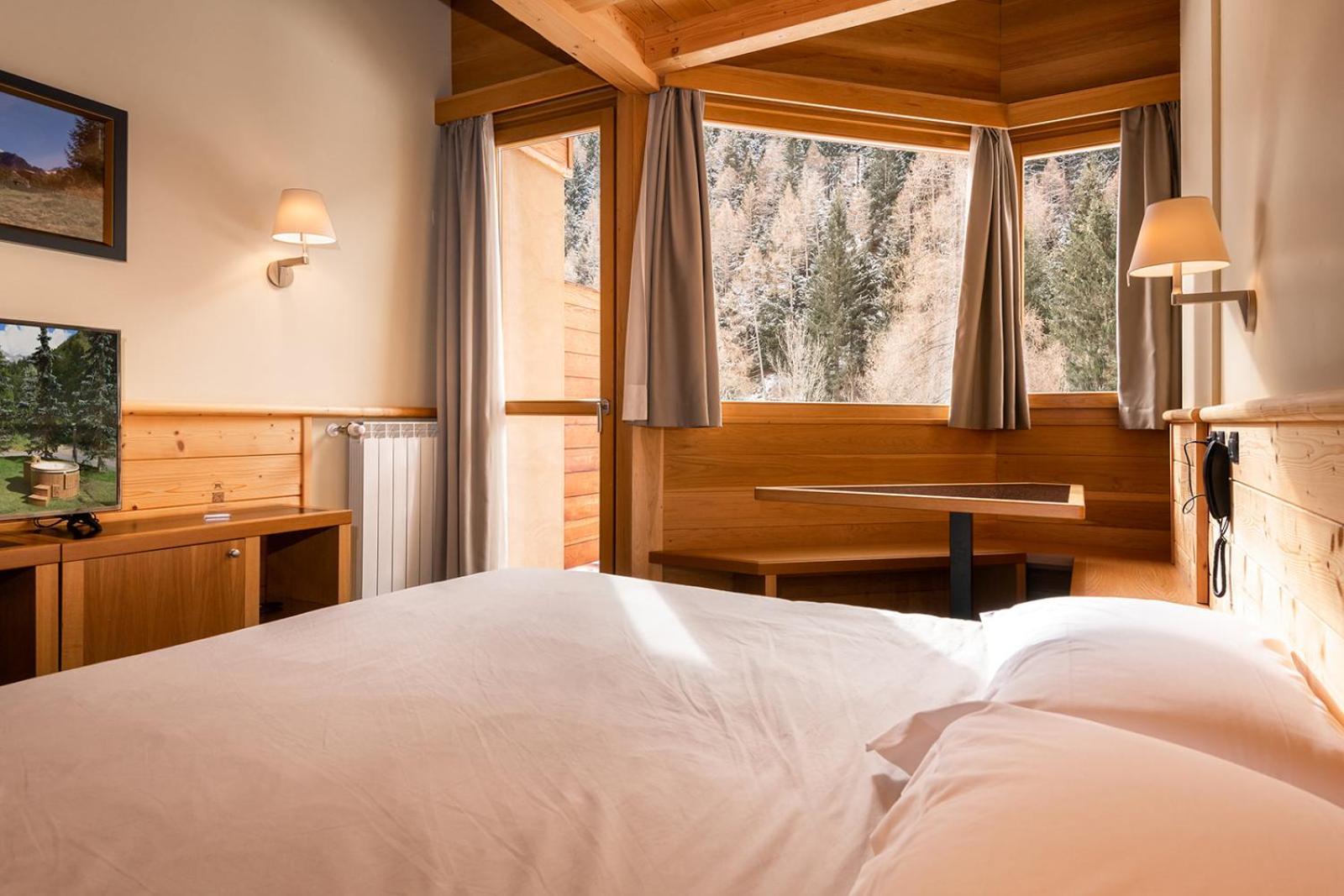 Hotel Garni Pegra Ponte Di Legno Dış mekan fotoğraf