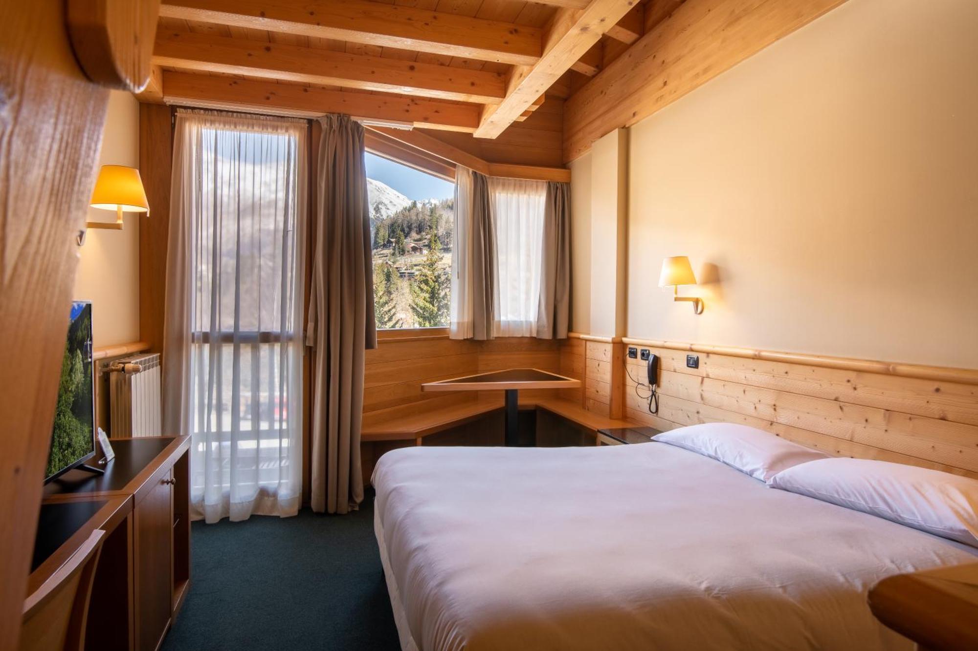 Hotel Garni Pegra Ponte Di Legno Dış mekan fotoğraf